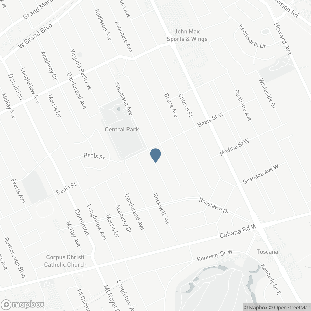3518 WOODLAND AVENUE, Windsor, Ontario N9E 1Z8